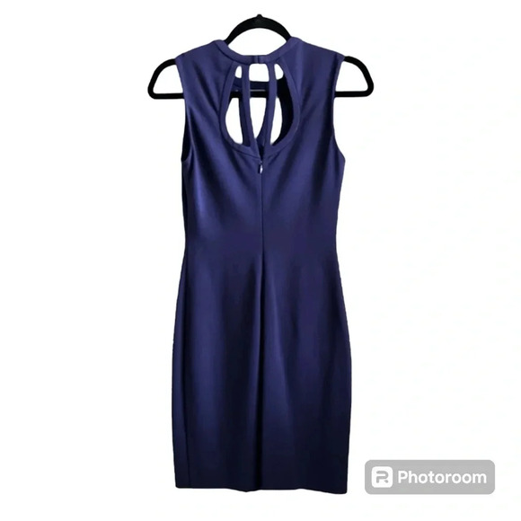 EUC Diane Von Furstenburg Amy cut out shift dress size 0 - Picture 2 of 3